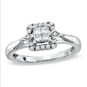 Diamond Princess-Cut Ring 10K White Gold - Size 5.5